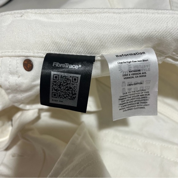 Reformation Charlie High Rise Jean Short Vintage White Size 26 Button Fly - Picture 6 of 8